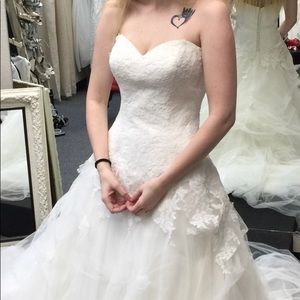 Ivory Sincerity Wedding Gown size 8
